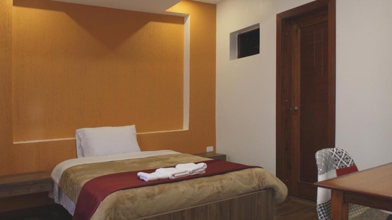 Hostal Nizza Cuenca Exteriör bild