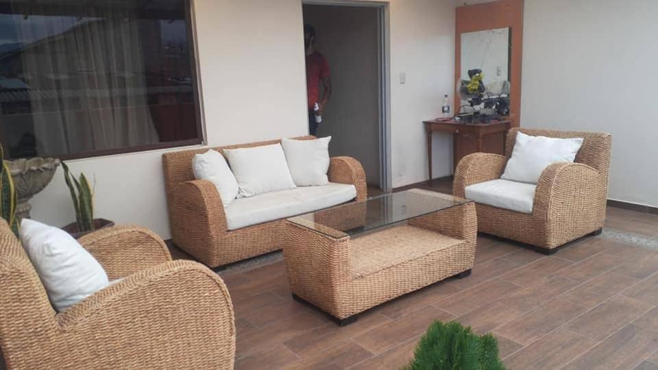 Hostal Nizza Cuenca Exteriör bild