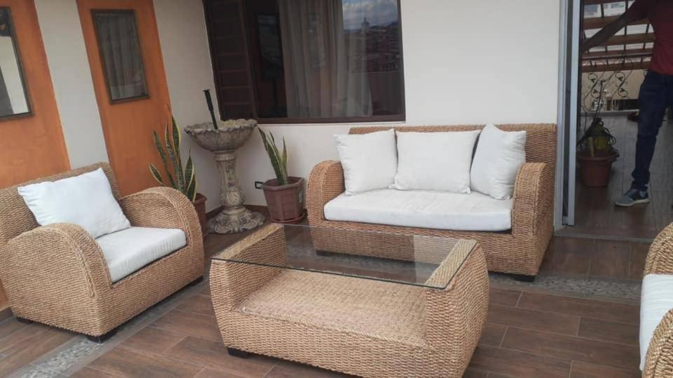 Hostal Nizza Cuenca Exteriör bild